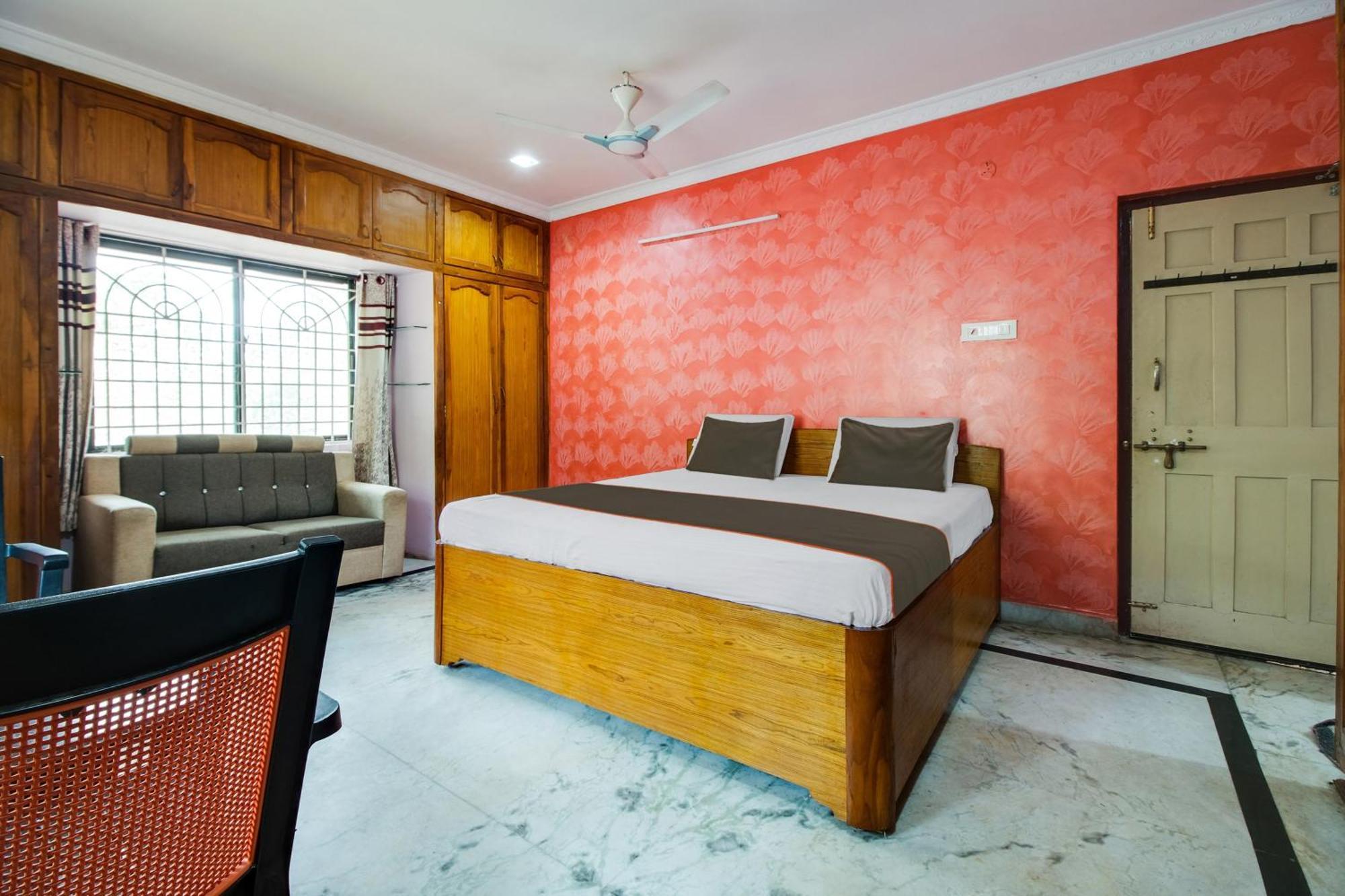 Collection O Palm Exotica Hotel Visakhapatnam Bagian luar foto
