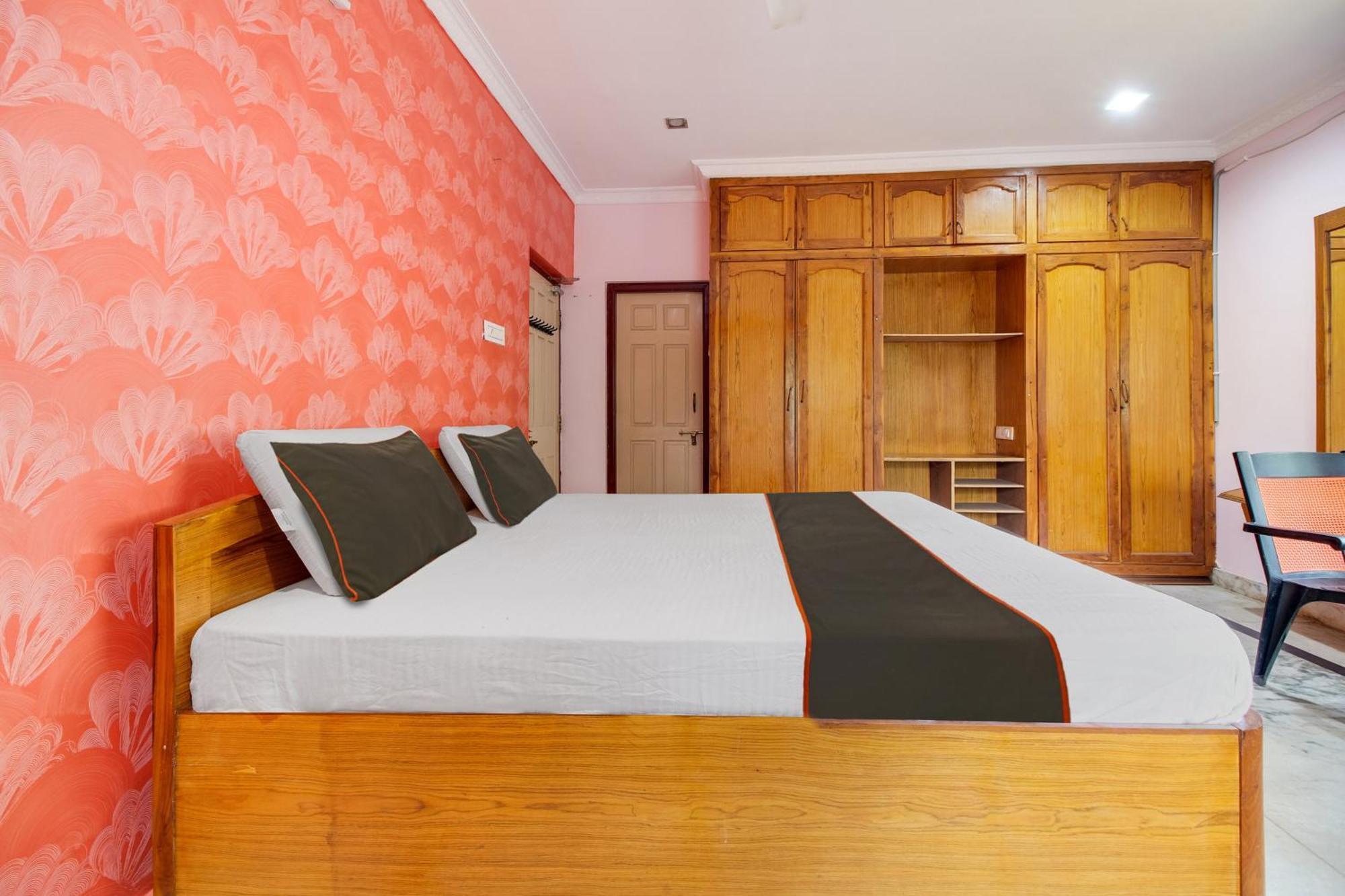 Collection O Palm Exotica Hotel Visakhapatnam Bagian luar foto